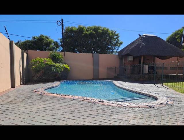 4 BEDROOM HOUSE FOR SALE IN SUNNYRIDGE